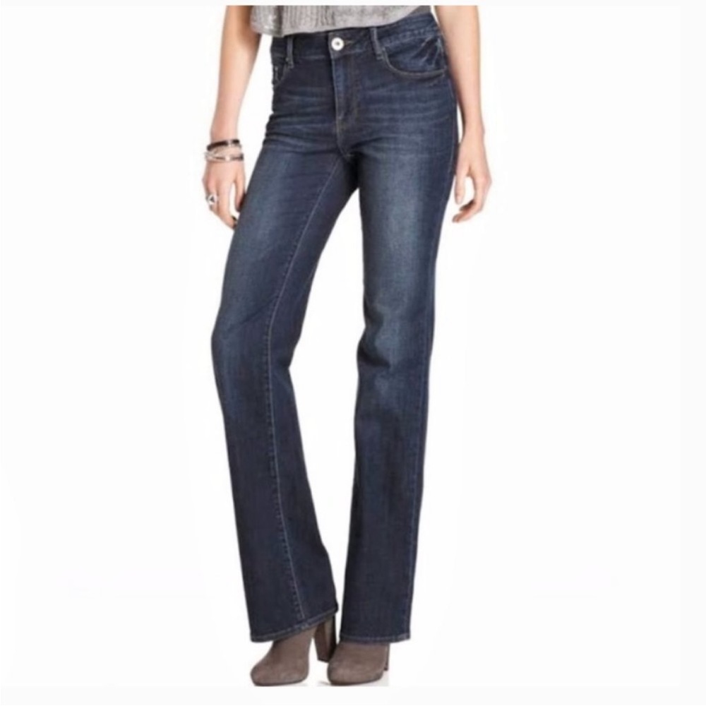 DKNY Med dark wash Bootcut Jean 14
